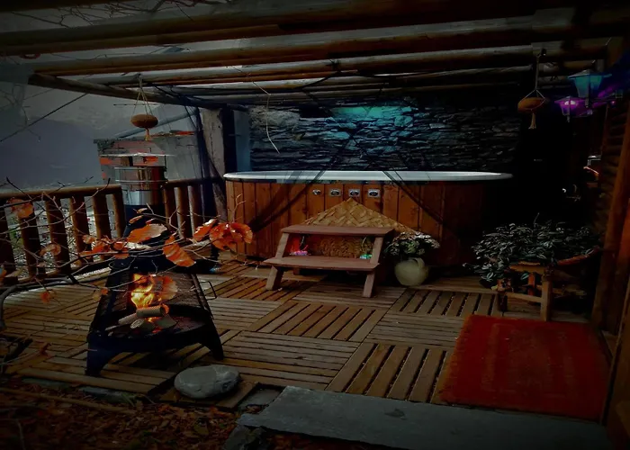 In Aosta Near Pila Lifts 샬레 빌레누베